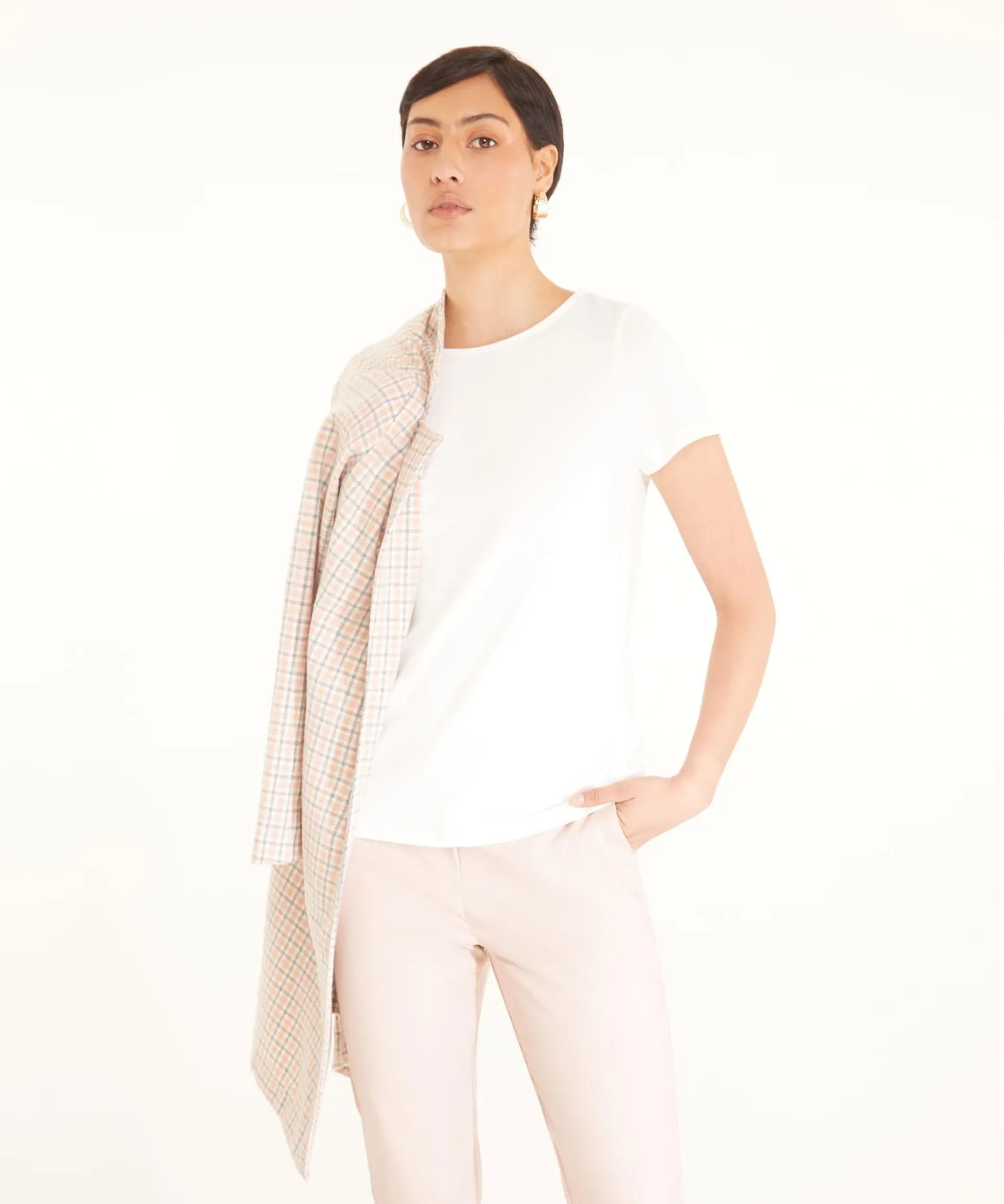 Camiseta Manga Corta Cuello Redondo Unicolor