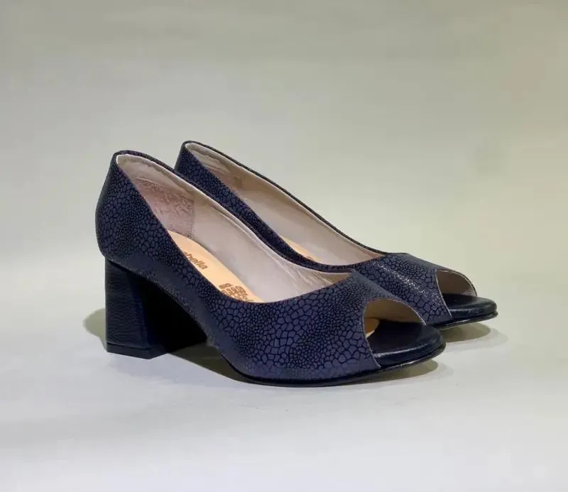 zapato elegante en cuero