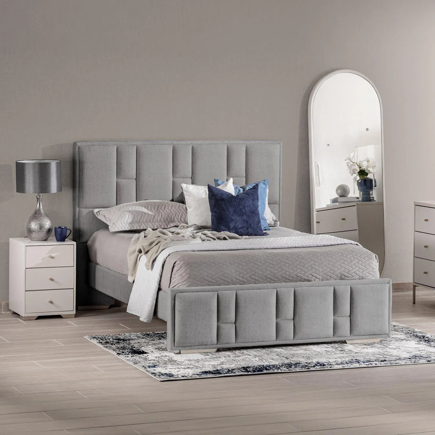 Cama Doble Thymon Velvet Gris, Champaña