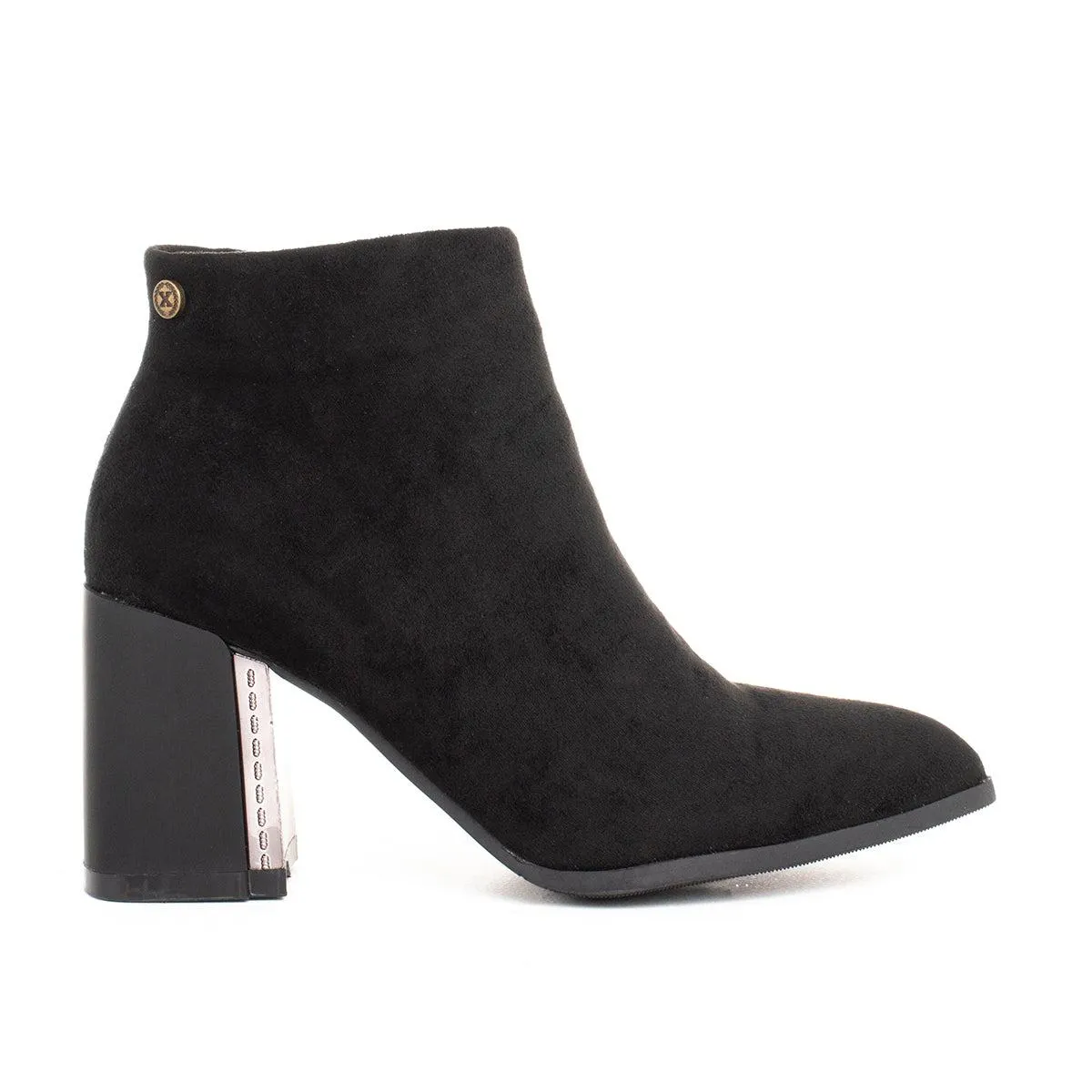 Botín gamuza detalle en tacón color negro, para dama