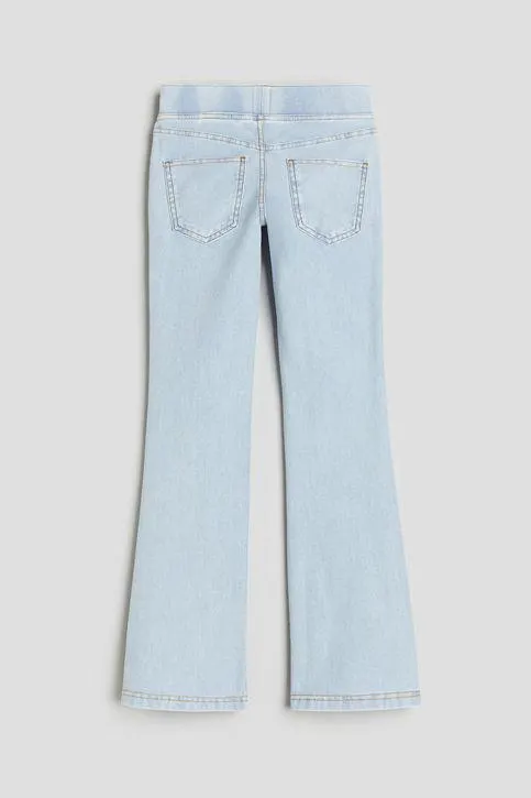 Pantalón acampanado en punto