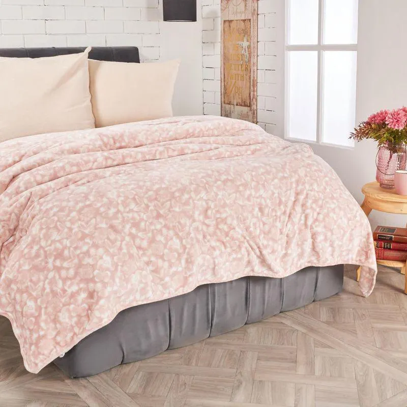 Cobija flannel estampada Mariposas rosa loto