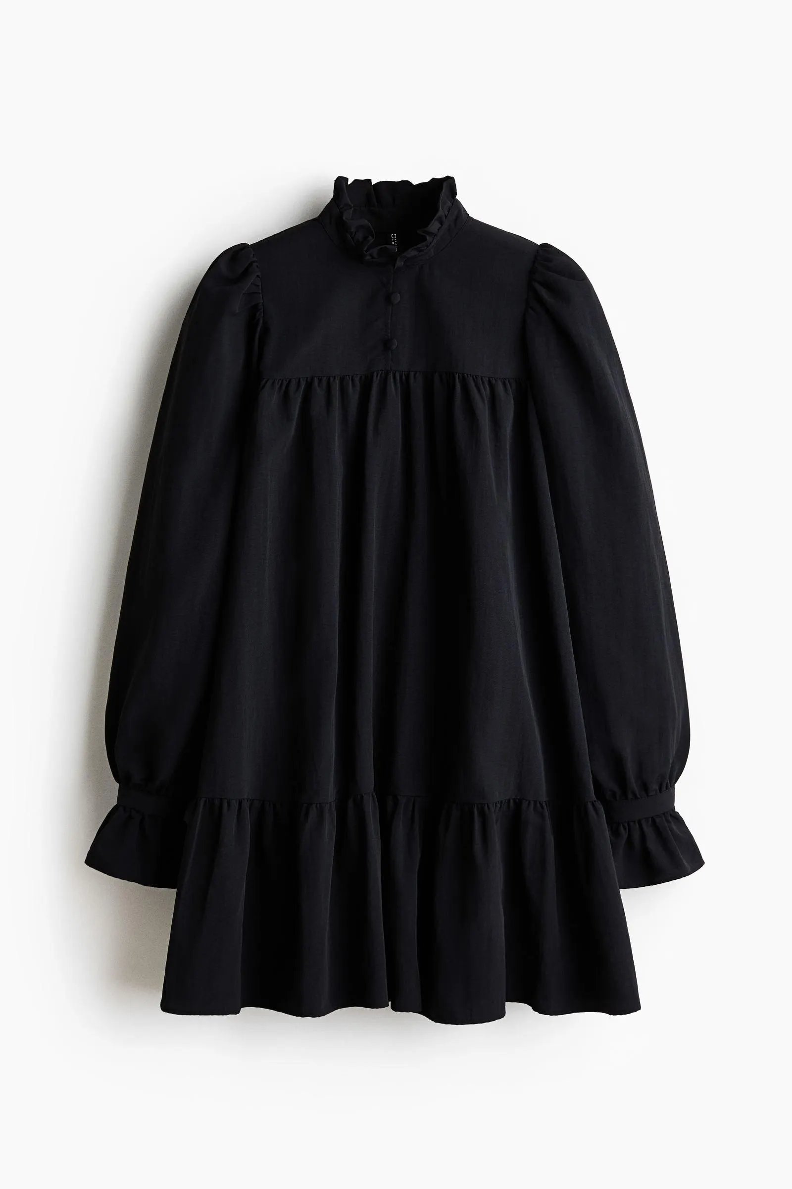 Vestido con cuello de volante