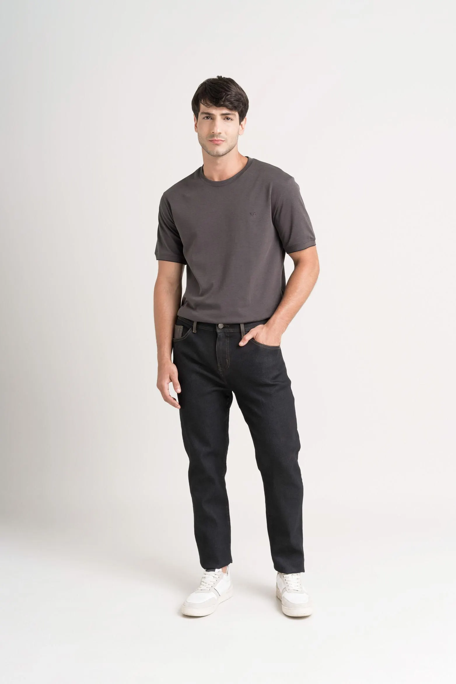 Jean recto encerado para hombre silueta semi fitted