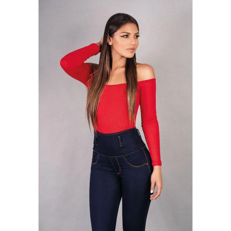 BLUSA ROJA CUELLO BANDEJA, MANGA LARGA, EN BURDA LYCRADA