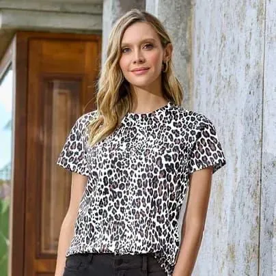 Muba Camiseta manga corta marfil estampado animal print