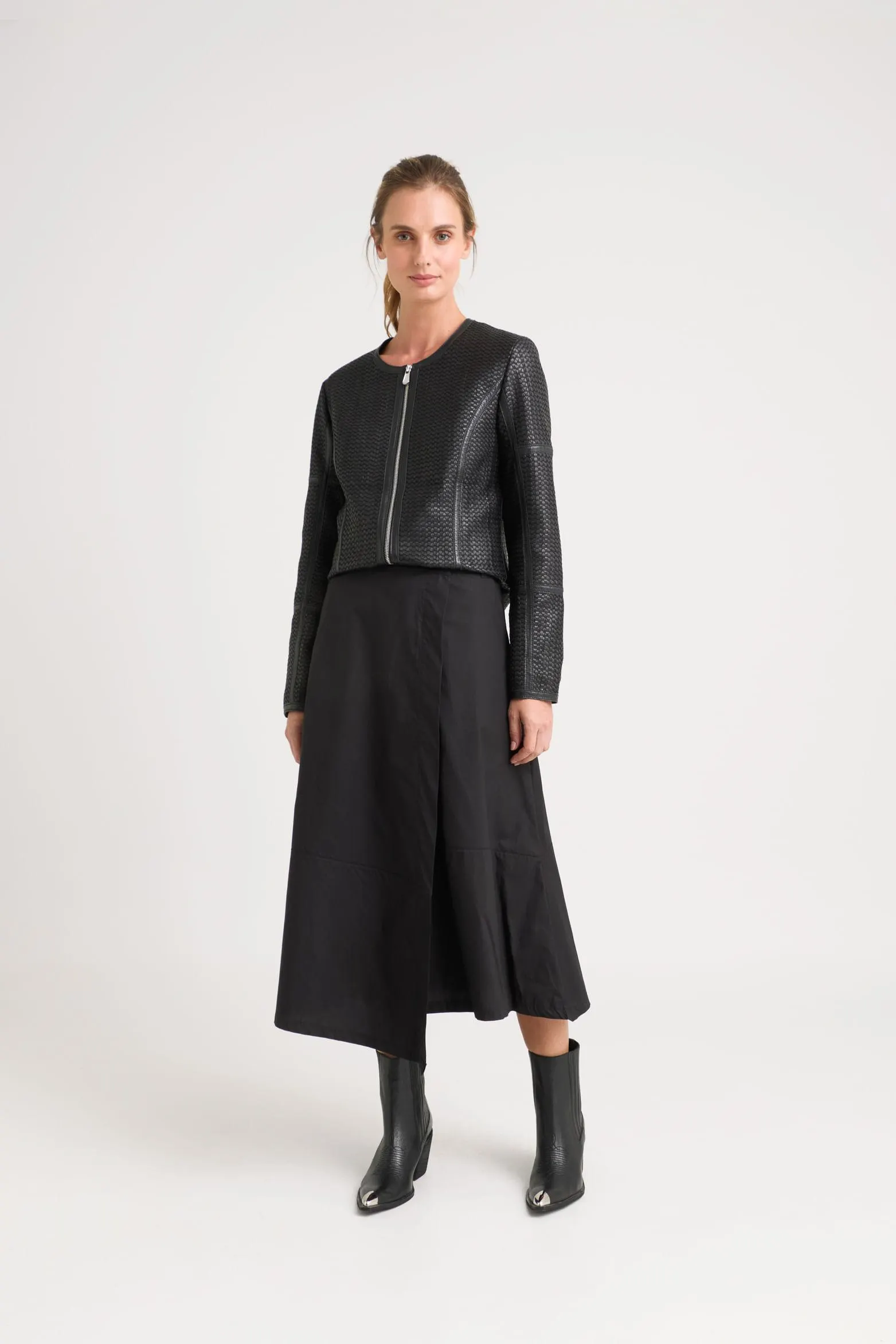 Falda orquídea en tejido plano para mujer cruce asimétrico