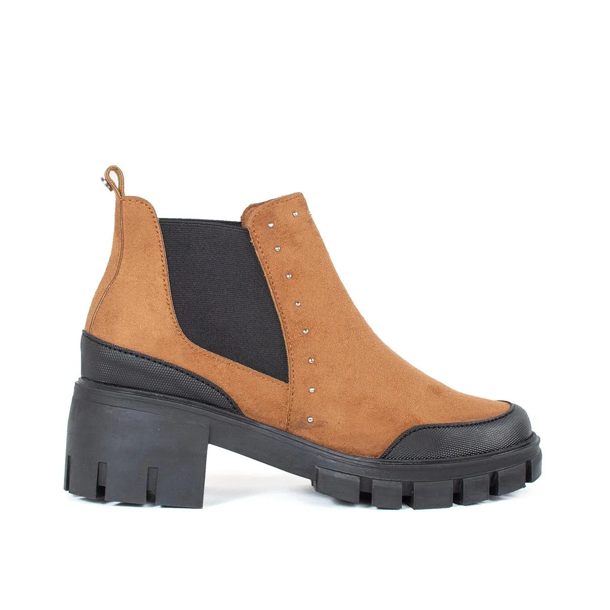 Botines color miel en gamuza sintética con taches