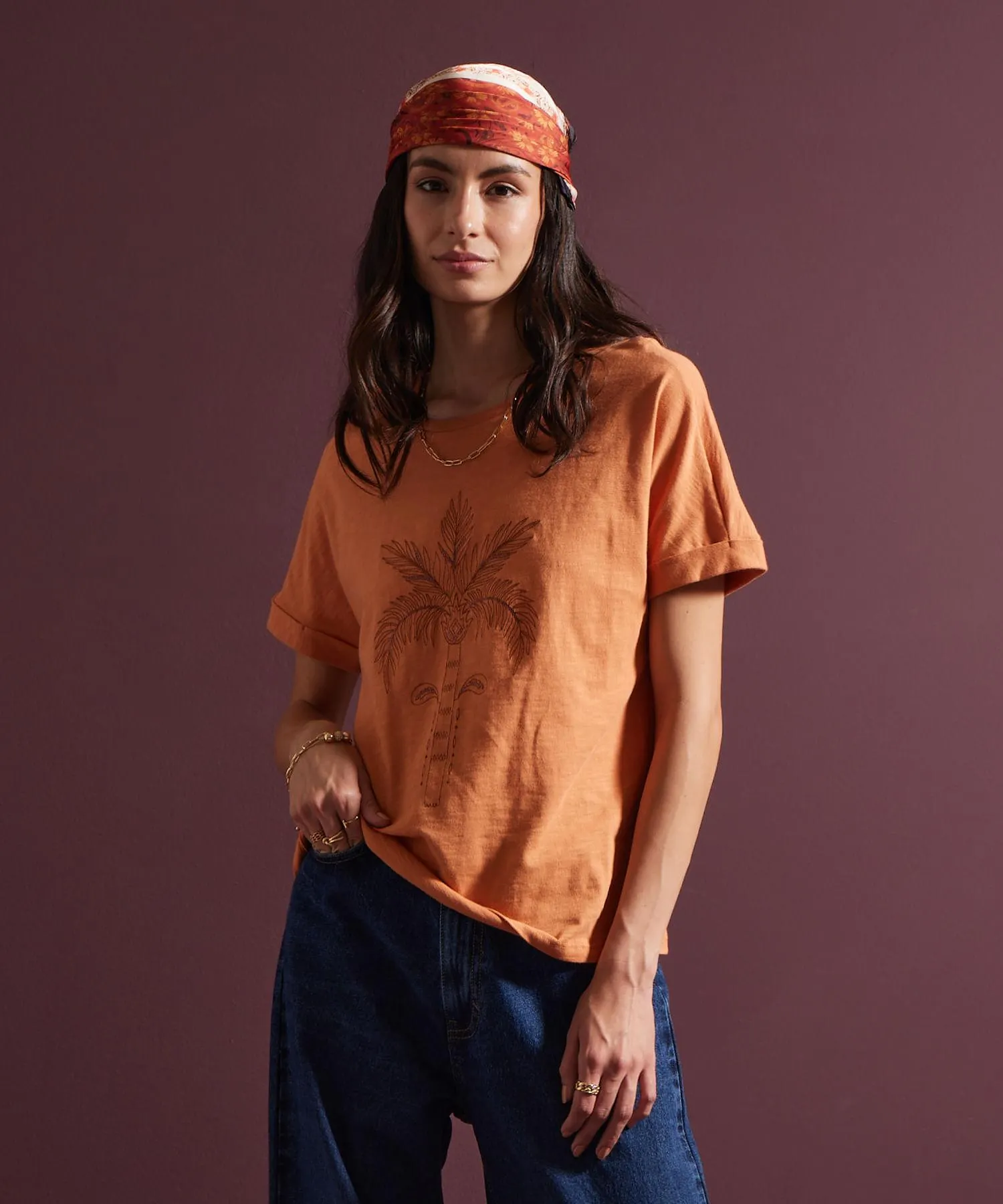 Camiseta Cuello Redondo Manga Corta Rodada Con Guardapolvo