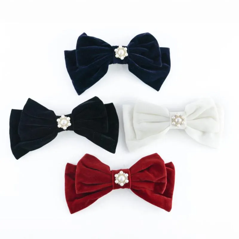 MOÑO COQUETTE TERCIOPELO PERLA