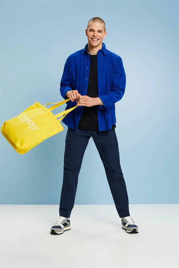 Camiseta de manga corta con logotipo