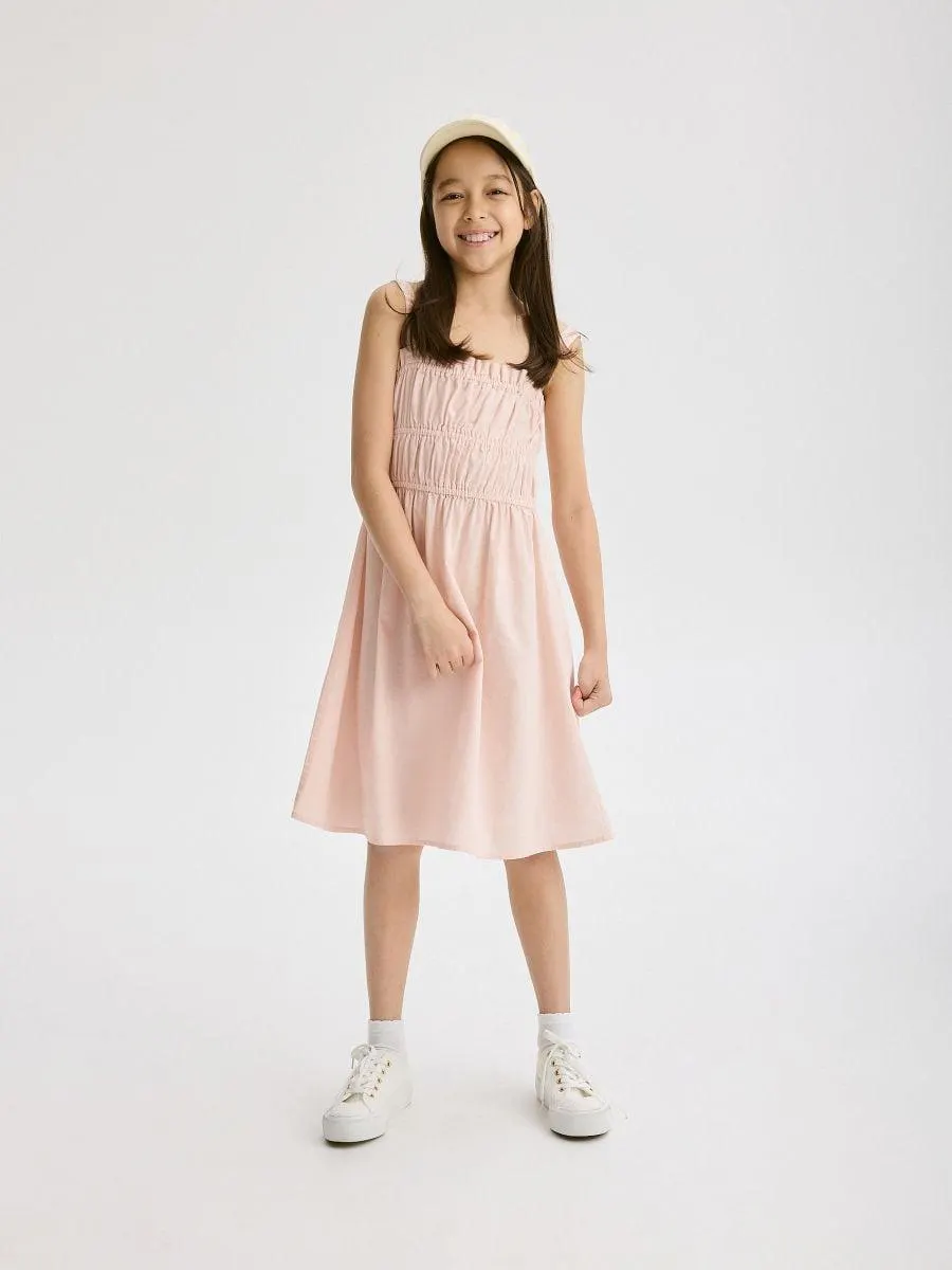 Bavlněné šaty na ramínka