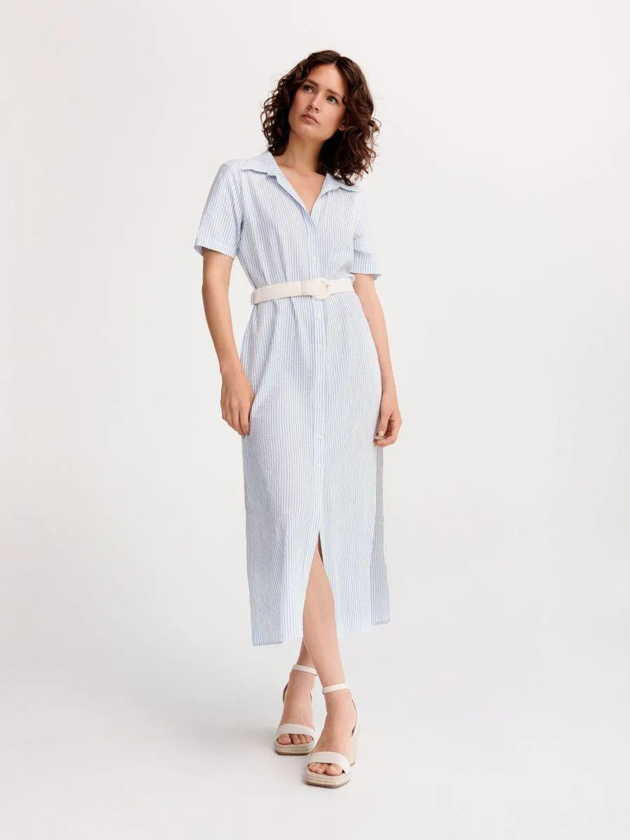 Šaty s řetízkovým páskem