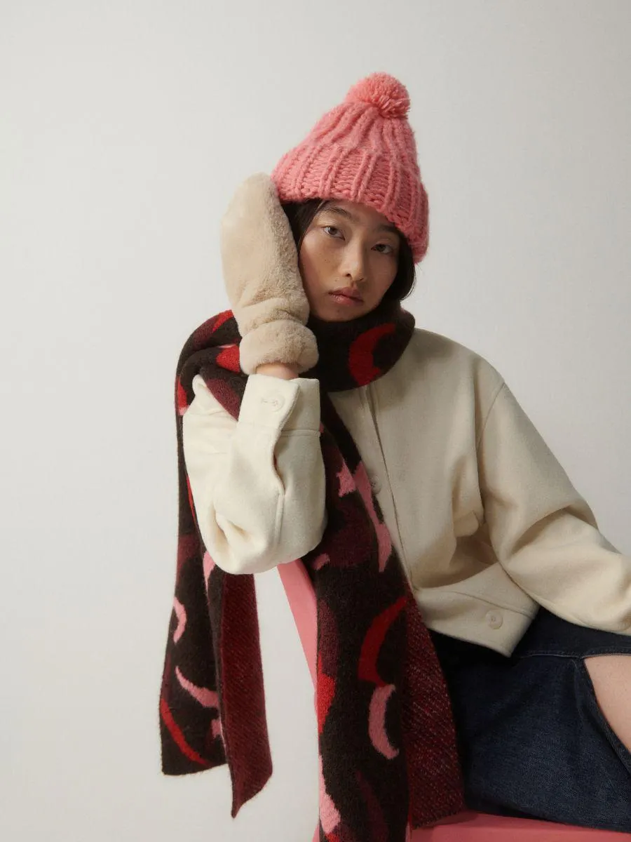 Căciulă beanie cu pompon