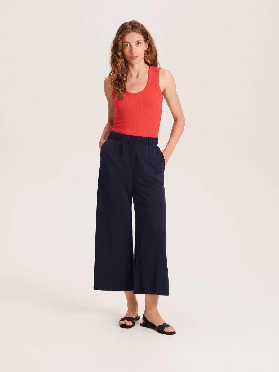 Kalhoty s příměsí modalu