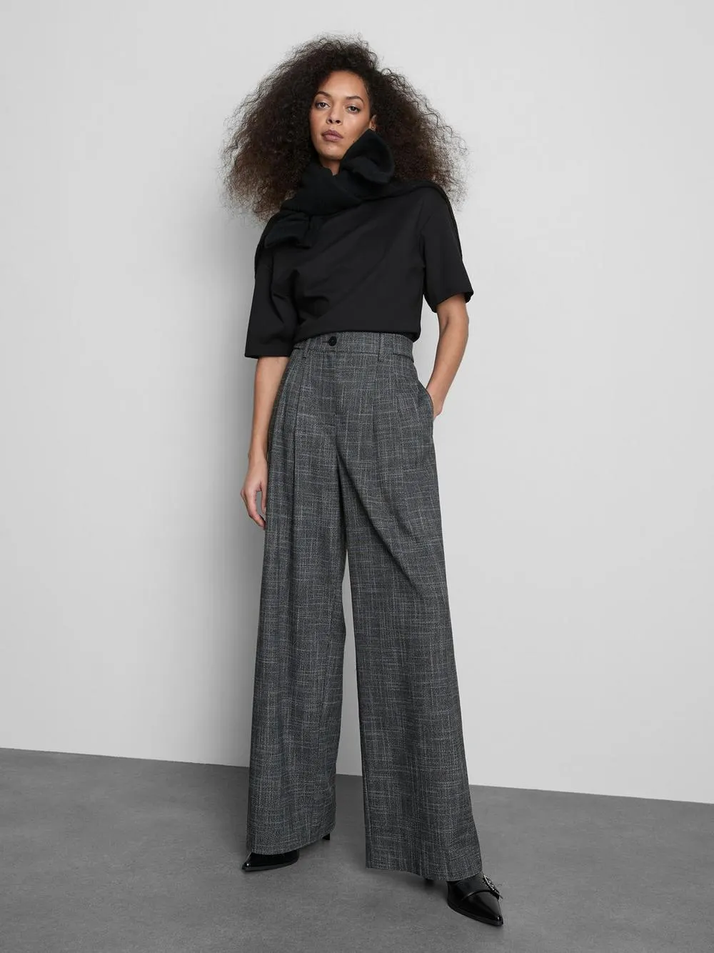 Robustní tričko se staženým pasem