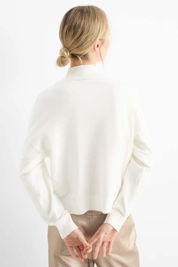 Svetr se stojáčkem