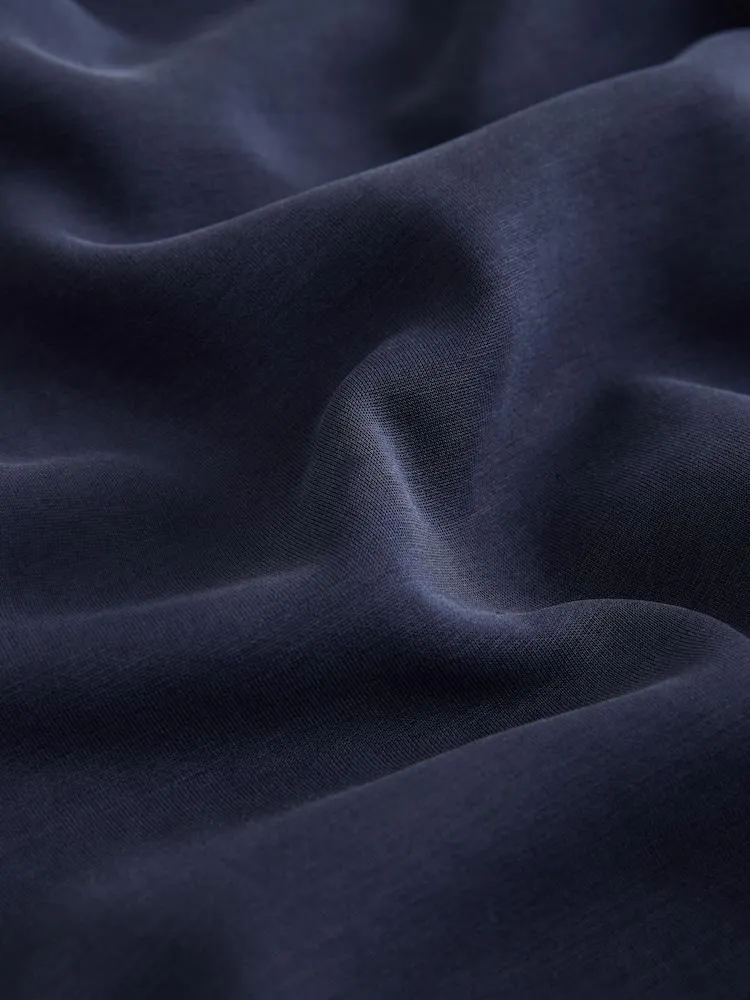 Tmavomodrá - Extra měkký svetr Active Modal s šálovým výstřihem