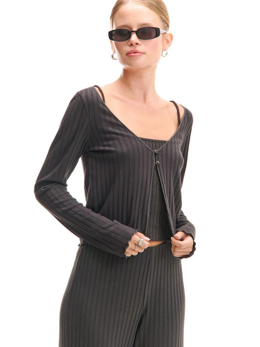 Žebrovaný pletený svetr