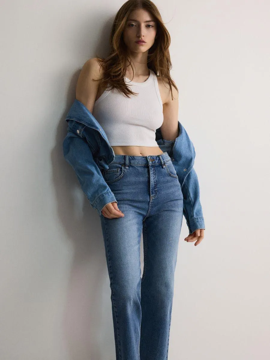 Mini zvonové džíny s vysokým sedem