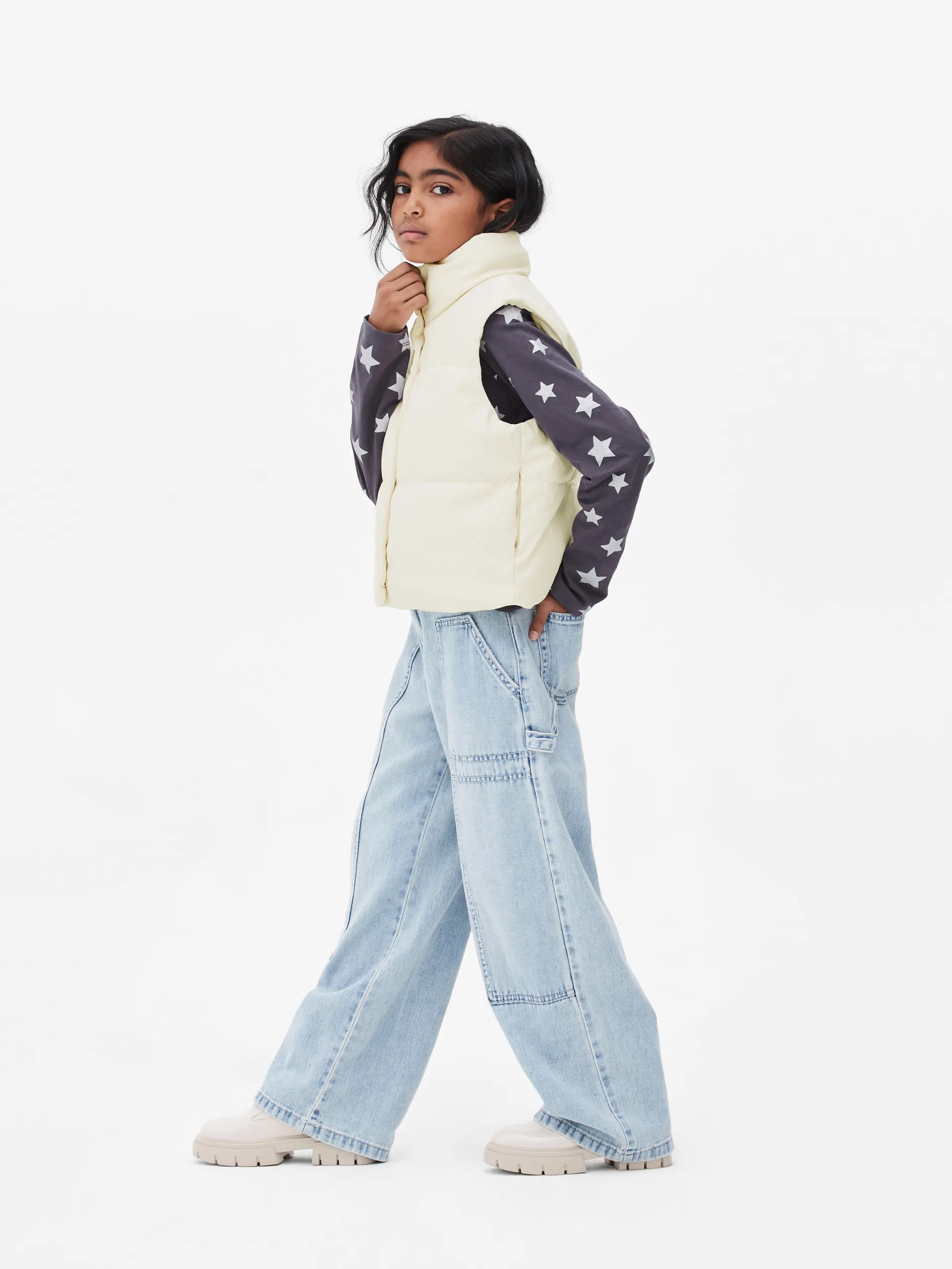 Vesta z umělé kůže