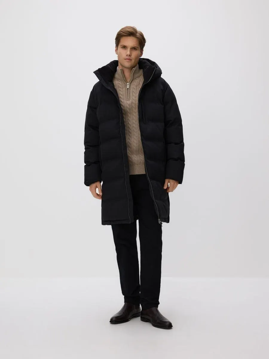 Dlouhá prošívaná bunda s kapucí