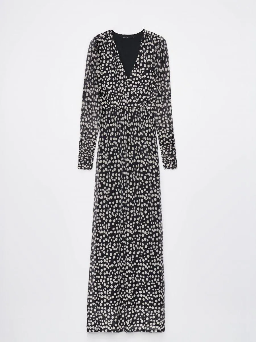 Puntíkované maxi šaty
