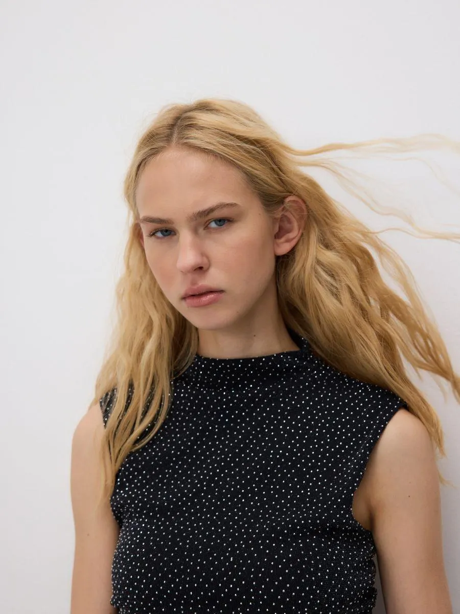 Halenka s metalizovanou nití