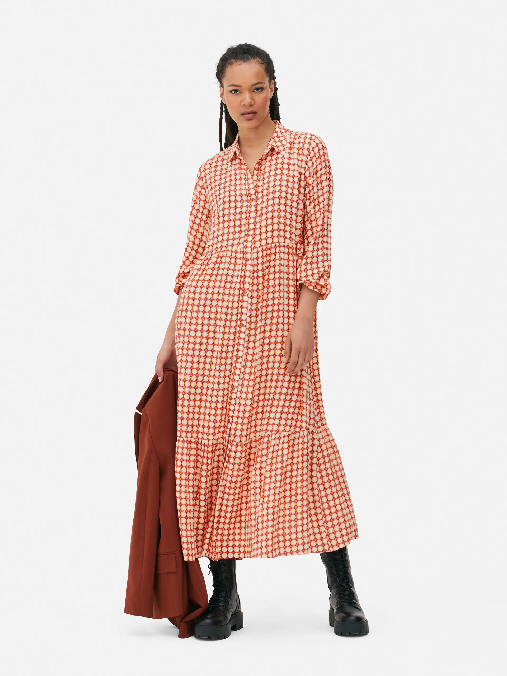 Šaty se zapínáním na knoflíky