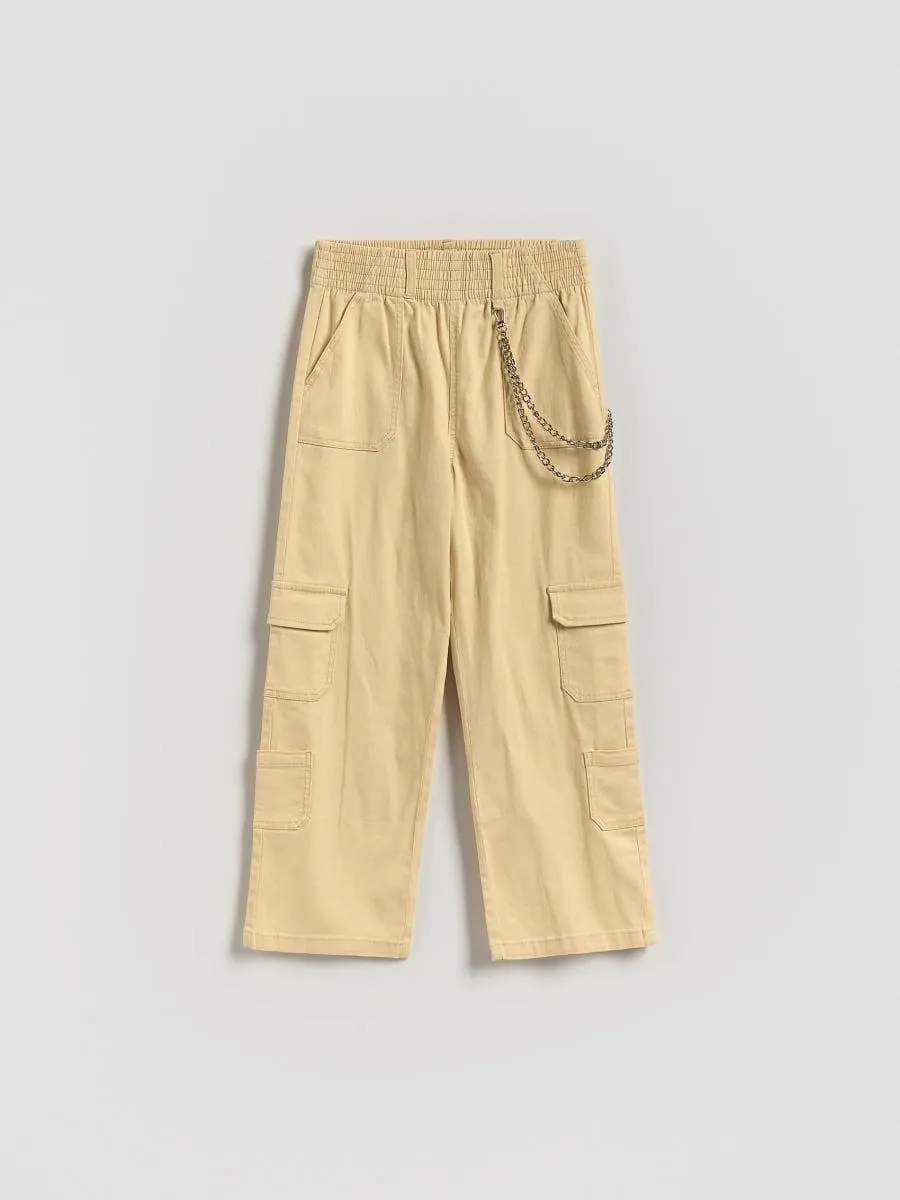 Kalhoty cargo s řetězem