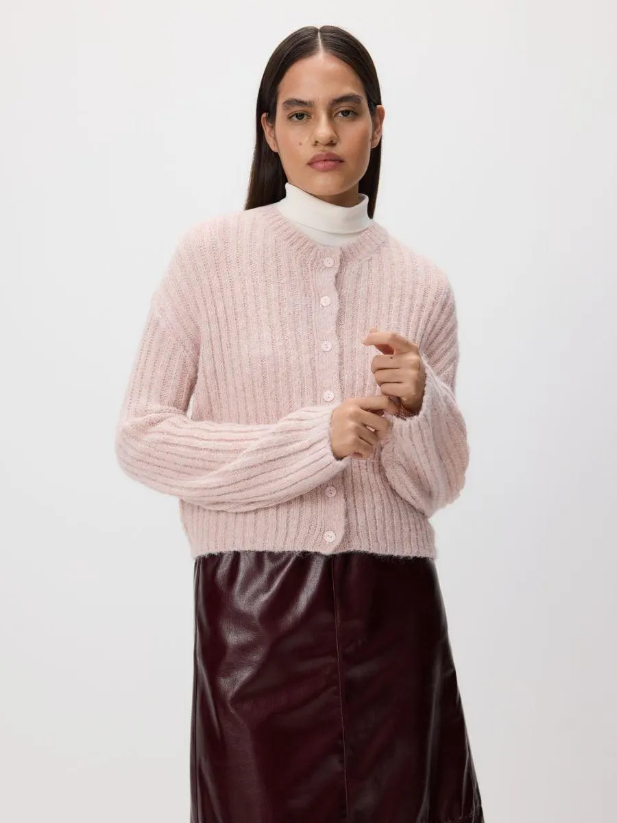 Ozdobně pletený kardigan