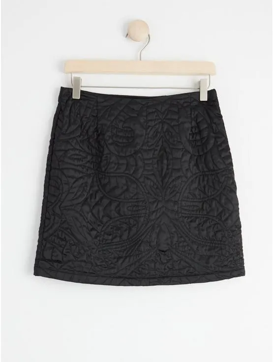 Mini sukně s prošíváním