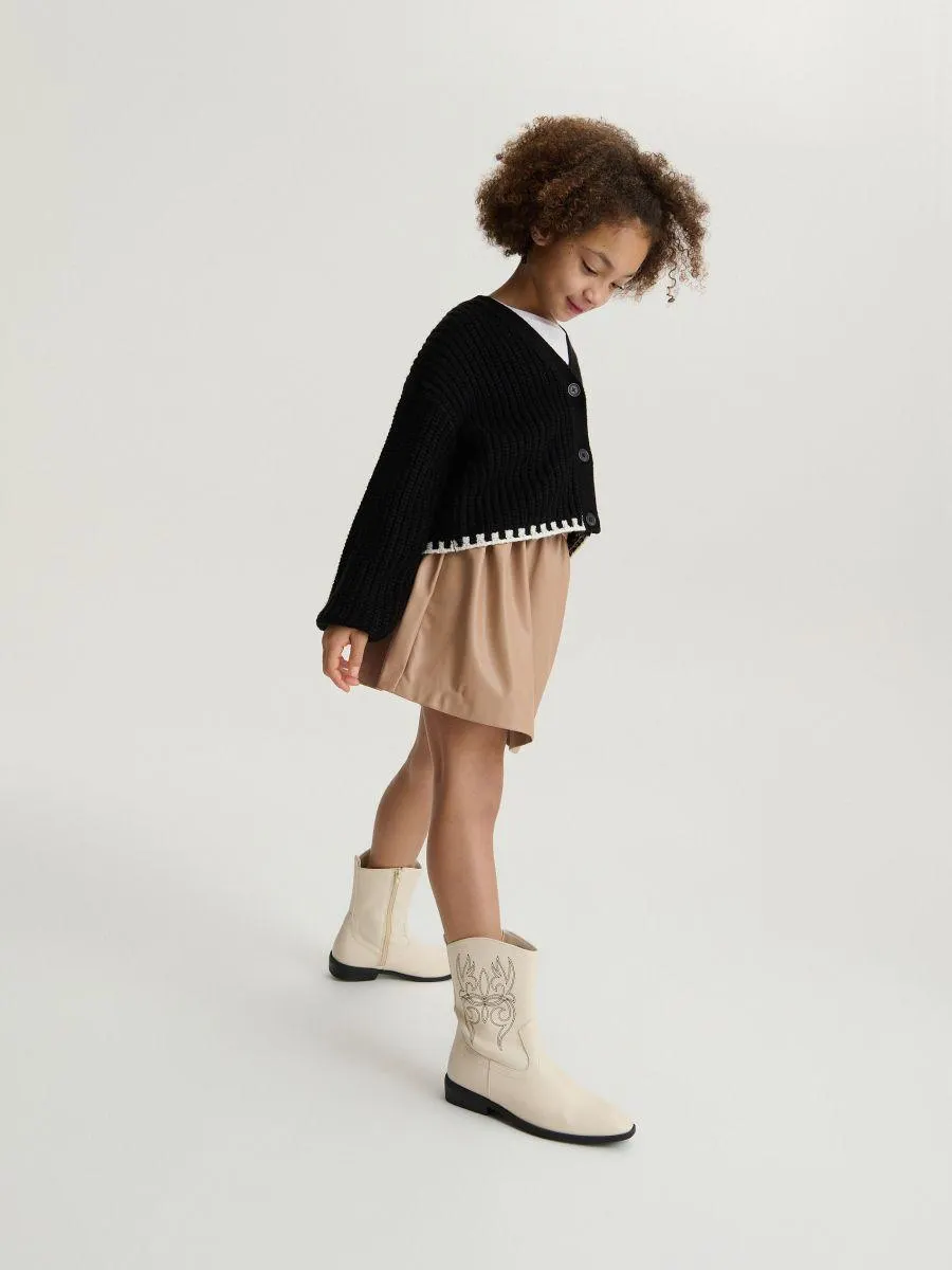 Ozdobně pletený kardigan