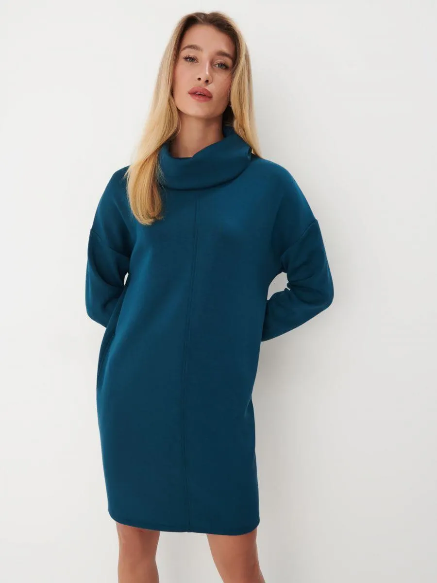 Rochie mini cu guler tip golf