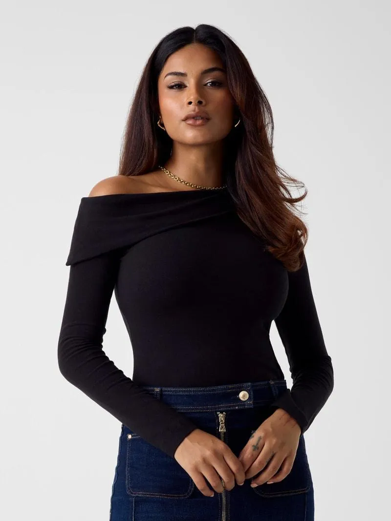 Top de un solo hombro