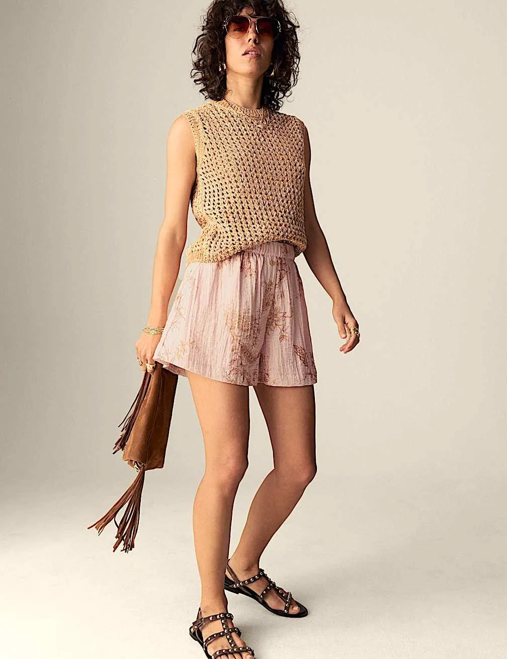 Bermudy s potiskem, s vysokým pasem a ozdobnými knoflíky