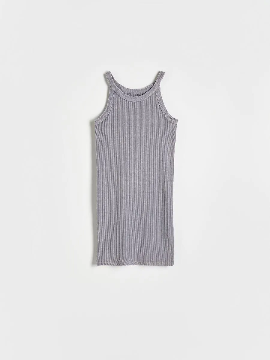 Šaty se sepraným efektem