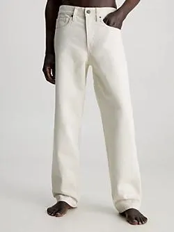 Relaxed Straight Jeans