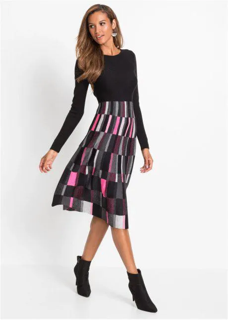 Kostkované pletené šaty