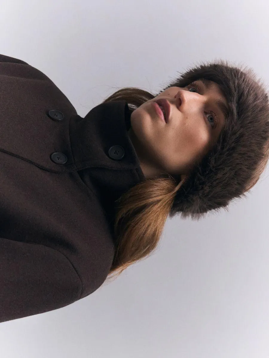 Kozačky s třpytivými aplikacemi