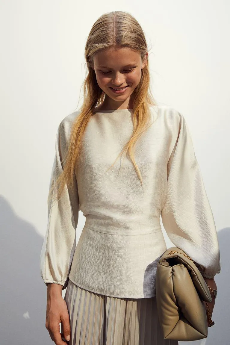 Halenka z krepového saténu