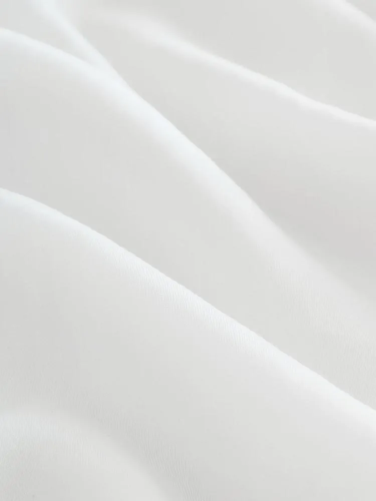 Bílá - Měkká košile s rozhalenkovým límcem a dlouhým rukávem