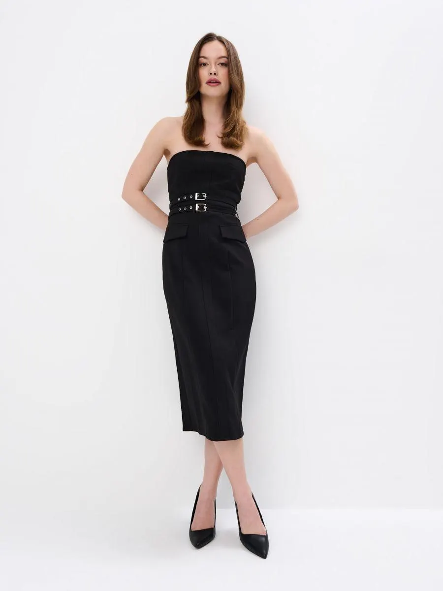 Přiléhavé midi šaty