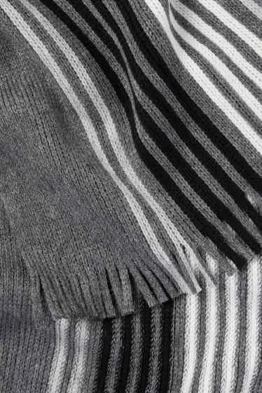 Pletená šála - pruhovaná