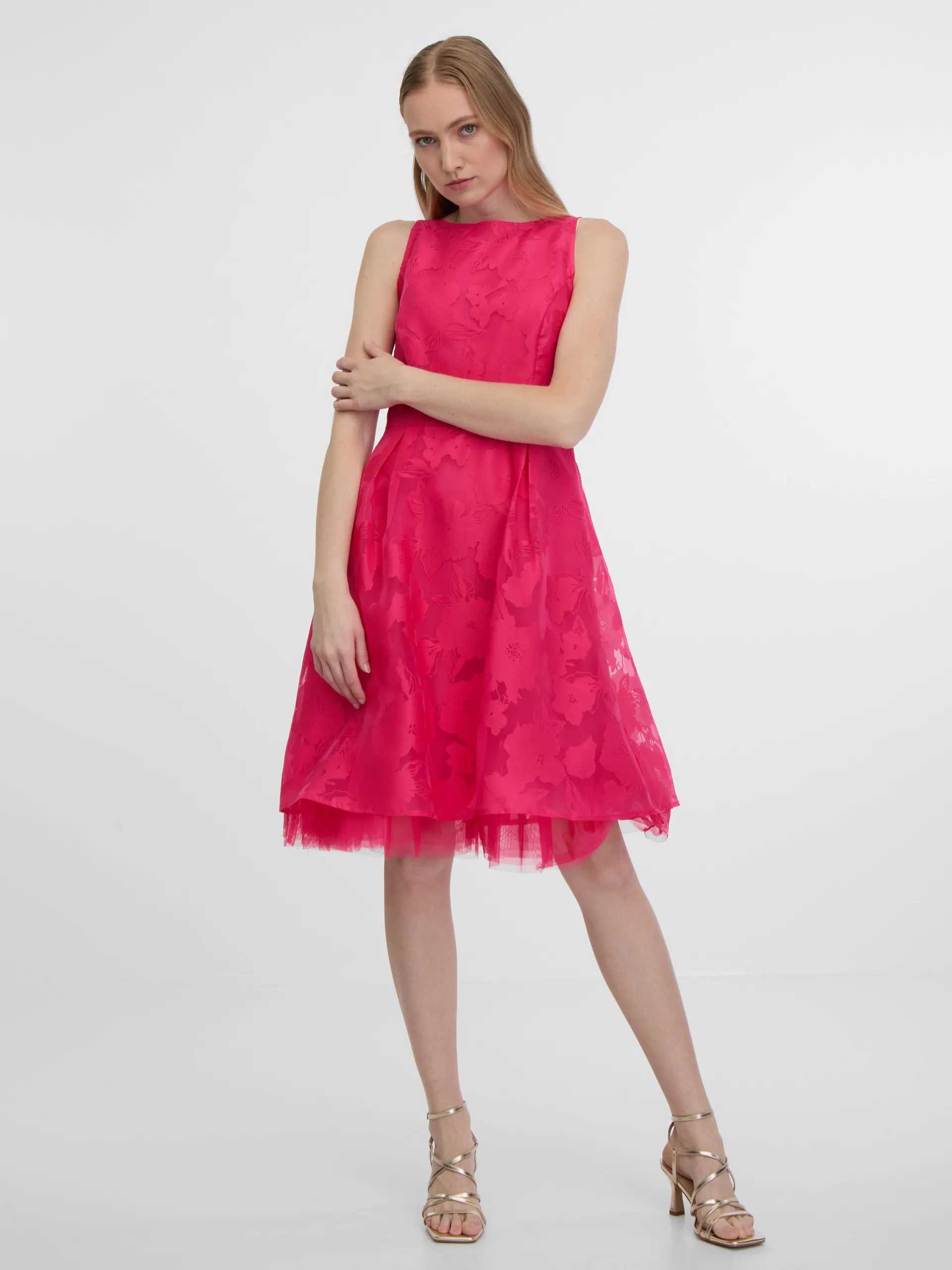 Tmavě růžové dámské šaty s ozdobným detailem ORSAY