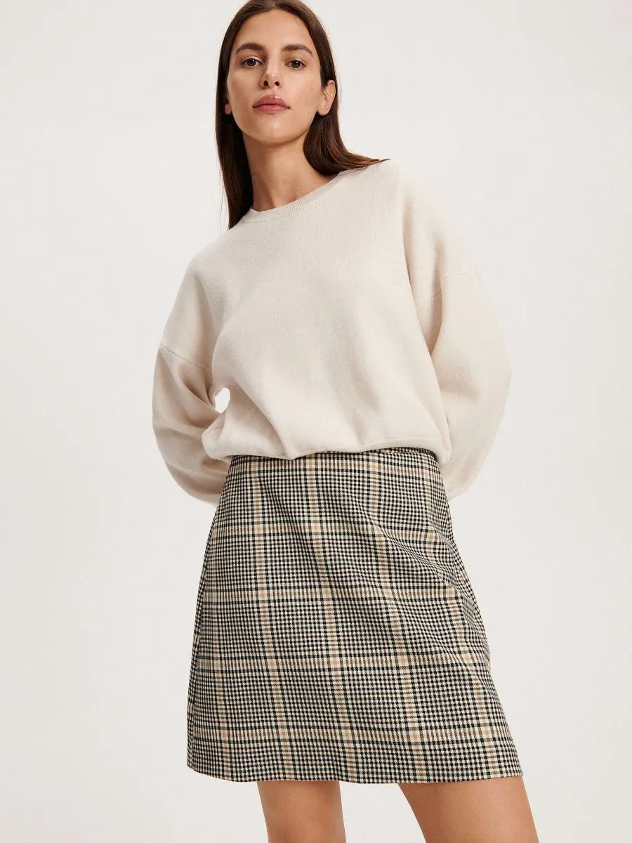 Kostkovaná minisukně
