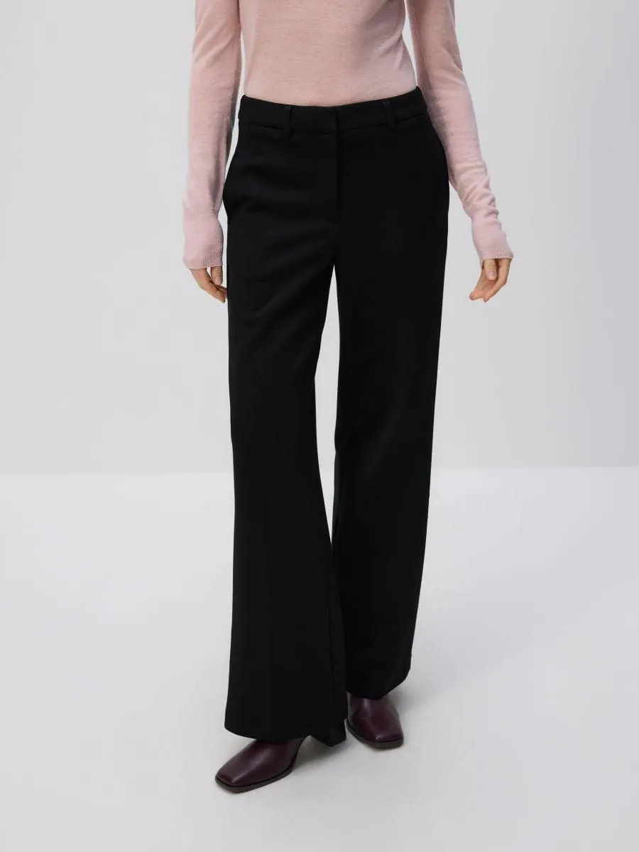 Volné kalhoty s viskózou