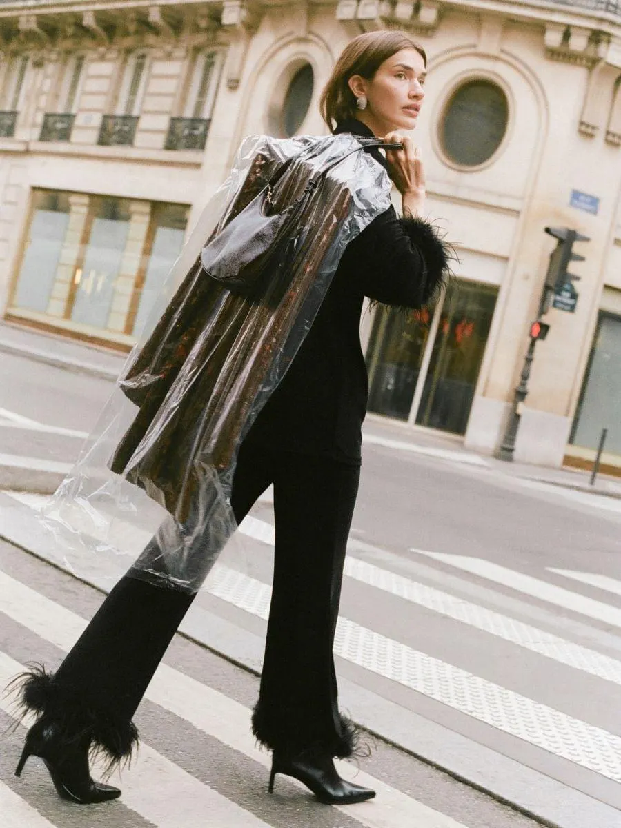 Kalhoty s umělým peřím