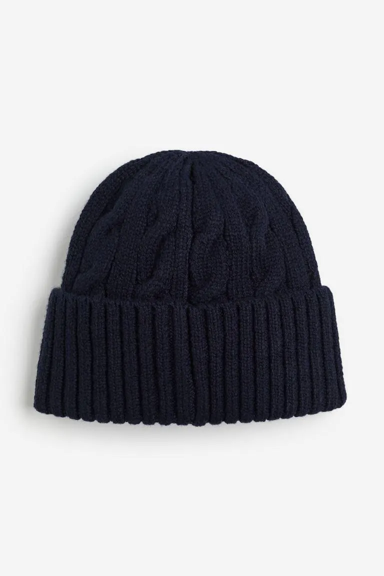 Cable-knit hat