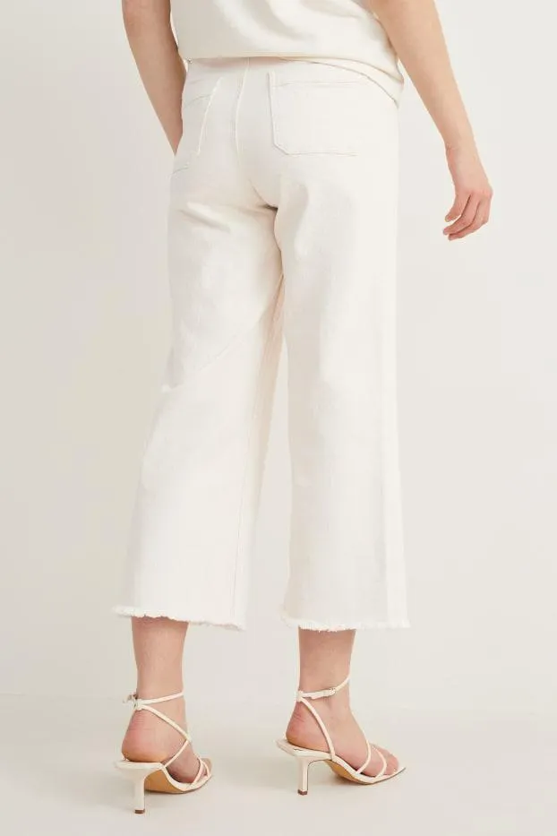 Wide leg jeans - high waist